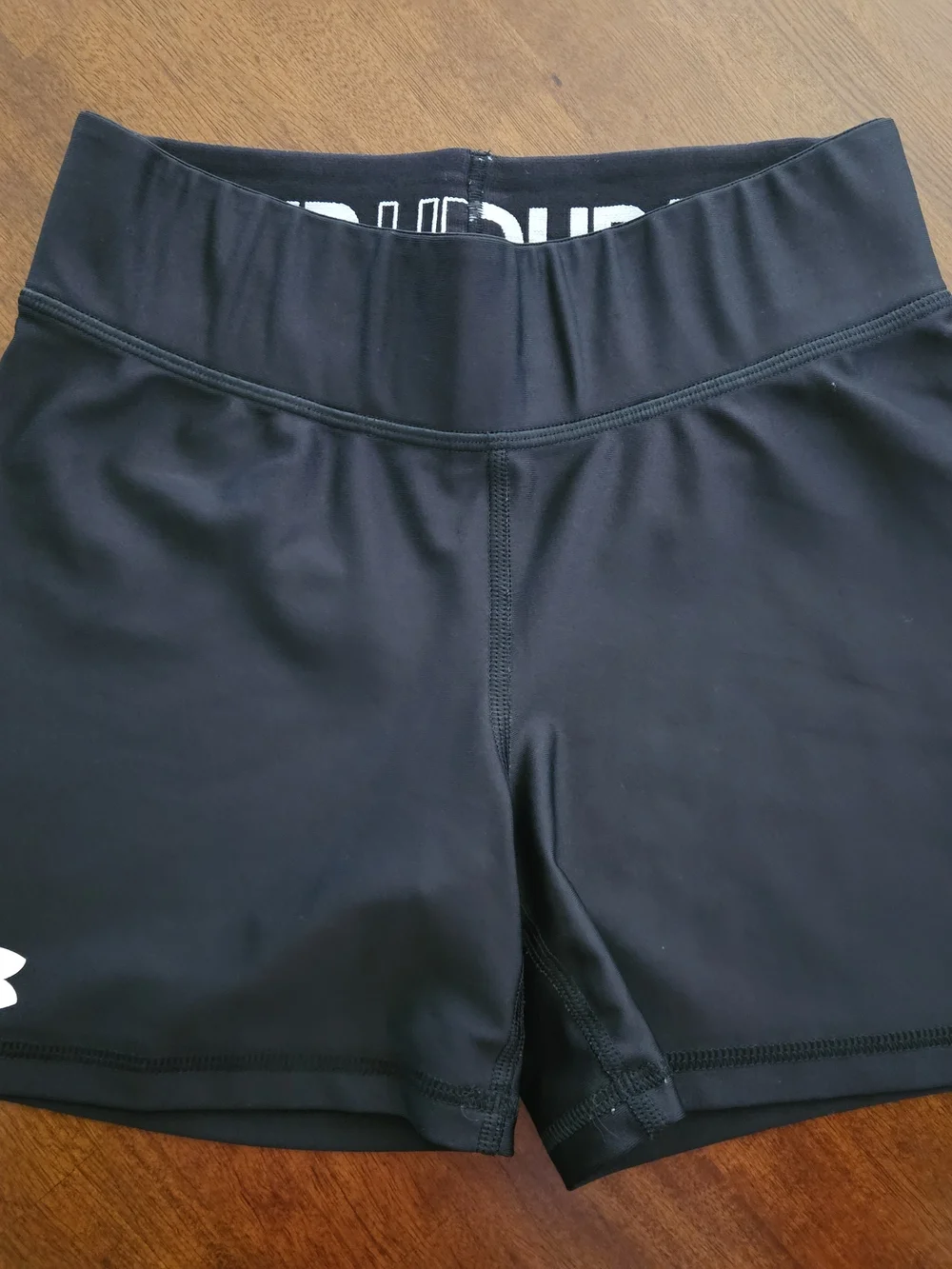 NWOTs Under Armour Women's Compression Performance Shorts - Picture 1 of 3